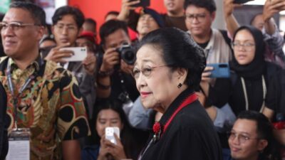 Megawati Menyebut Pihak yang Melakukan Intimidasi Seperti Orde Baru, dan Meminta Mereka untuk Insaf