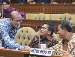 Pemerintah dan DKPP Menyetujui Revisi Syarat Calon Presiden dan Wakil Presiden Sesuai Keputusan Mahkamah Konstitusi