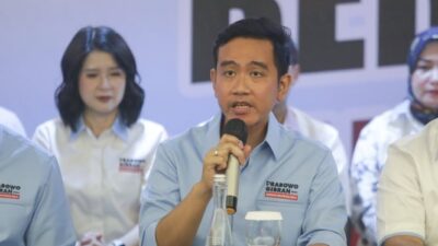 Memberikan Susu Tanpa Mendorong untuk Memilih