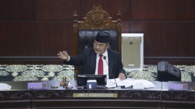 Hakim MK Saldi Isra Diperingatkan karena Membocorkan RPH Batas Usia Capres-Cawapres