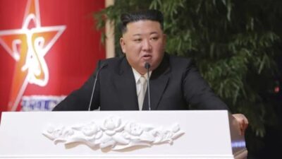 Kim Jong Un’s Tears as He Asks Mothers to Give Birth to Many Children