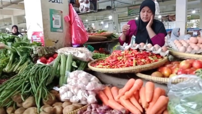 Kenaikan Harga Minyak, Beras, dan Daging Ayam