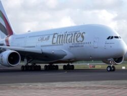 Penerbangan Emirates Mengalami Turbulensi Parah di Dekat Teluk Persia, 14 Penumpang Mengalami Luka-luka