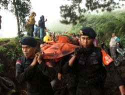 Polisi Mendeteksi 11 Korban Erupsi Gunung Marapi dengan Luka Bakar