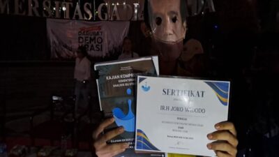 Istana Merespon Jokowi Dinobatkan Sebagai Alumnus Memalukan oleh BEM UGM