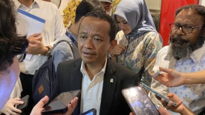 Menteri Bahlil Menjamin Kesiapan Fasilitasi Investasi BYD yang Menjadi Mitra Grup Bakrie di Indonesia