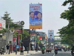 “Gspoll Bro”: Baliho Prabowo-Gibran di Depok Menarik Perhatian dan Mendorong Semangat Anak Muda