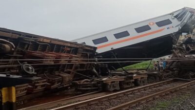 4 Orang Bertambah Menjadi Korban Tewas Kecelakaan Kereta di Cicalengka