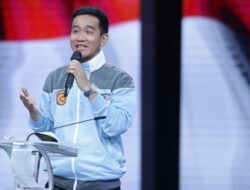 Gaya Komunikasi Orang Jawa dalam Intermezzo