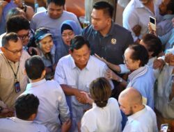 Diterpa Hoax Sakit, Prabowo Joget Gemoy Bareng Puluhan Ribu Warga di Malang