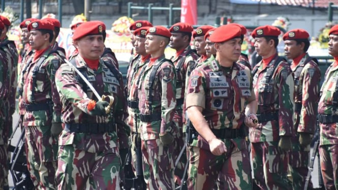 Mengapa Pasukan TNI Kopassus Dihormati Oleh Tentara Asing? Ini Alasannya