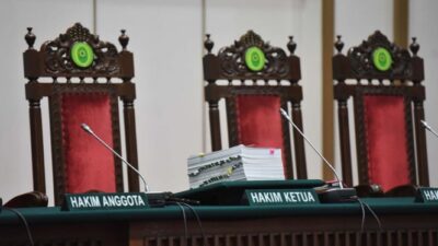 Anak Buah Sebut SYL Membebankan Biaya Kredit Alphard kepada Eselon I Kementan