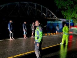 Jalan Padang-Bukittinggi Kembali Bisa Dilalui Setelah Lumpuh 4 Jam Akibat Banjir Lahar Dingin