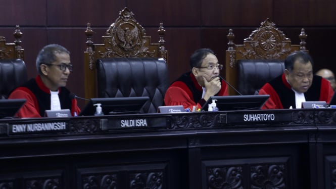 Ketua MK Menyuruh Saksi Gerindra yang Mengaku Lupa saat Memberikan Keterangan di Sidang