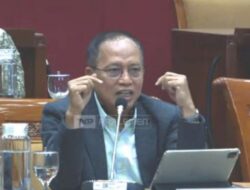 Jokowi, Mantan Menteri Riset, Teknologi, dan Pendidikan Tinggi, Mengungkap Penyebab Kenaikan UKT