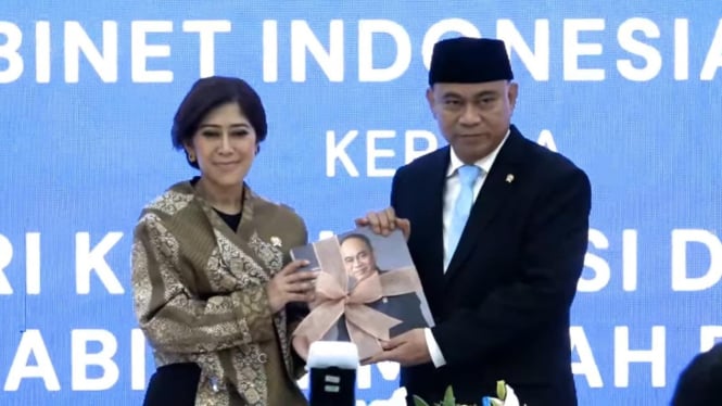 Serah Terima Jabatan Menkomdigi: Budi Arie Berpesan Kepada Meutya Hafid Seperti Ini