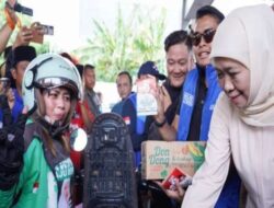 Khofifah Mempersilakan Ojol Mendapatkan BBM Gratis sebagai Bentuk Peduli dan Berbagi Kebahagiaan